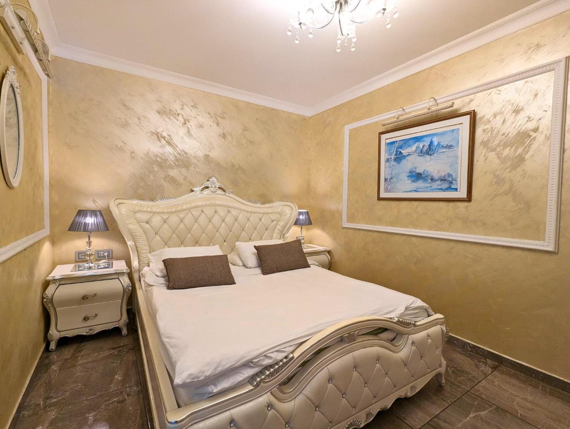 Almog Beach Apt Hotel מלון דירות אלמוג ביץ' 海法 外观 照片